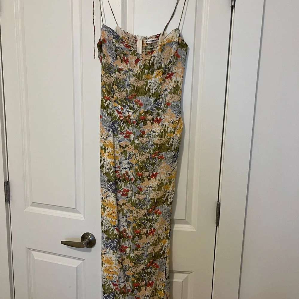 Reformation Kourtney Dress in Countryside - Picture 3 of 6